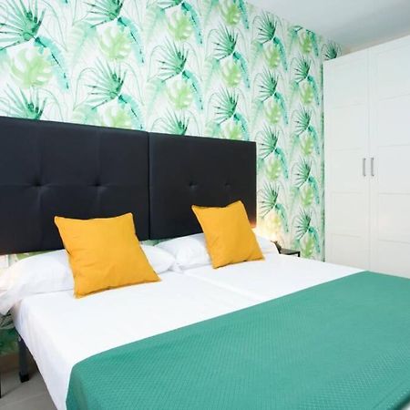 Sweet Apartment Малага Екстериор снимка