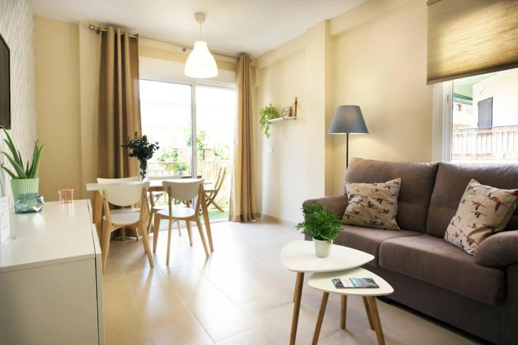 Sweet Apartment Малага Екстериор снимка