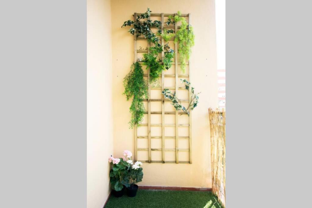Sweet Apartment Малага Екстериор снимка